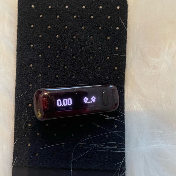 Fitbit One FB103BY plus accessories - works perfectly ❣️ - Picture 3 of 4